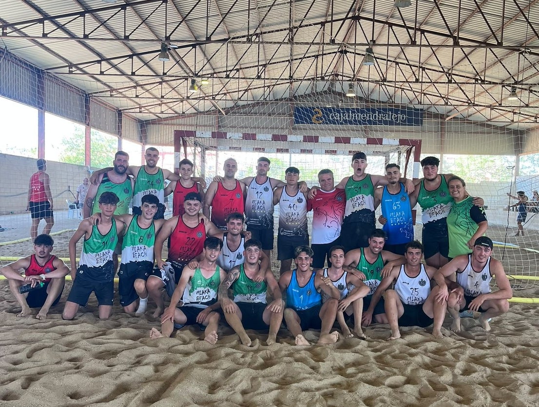 El torneo del balonmano playa: con una gran participación