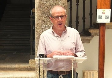 El presidente de la Hermandad Virgen de la Victoria.