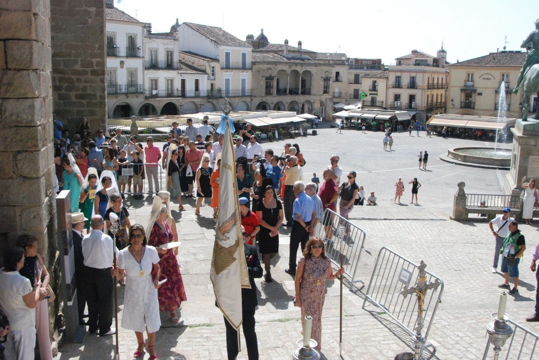 La Patrona vuelve a la alcazaba trujillana