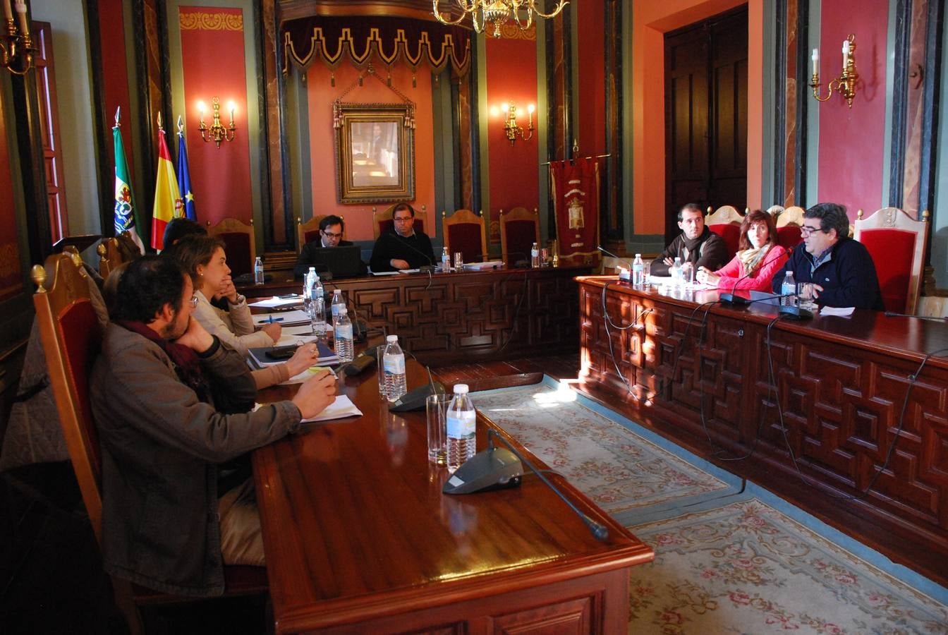 El pleno aprueba que Trujillo solicite su adhesión a los pueblos más bonitos de España