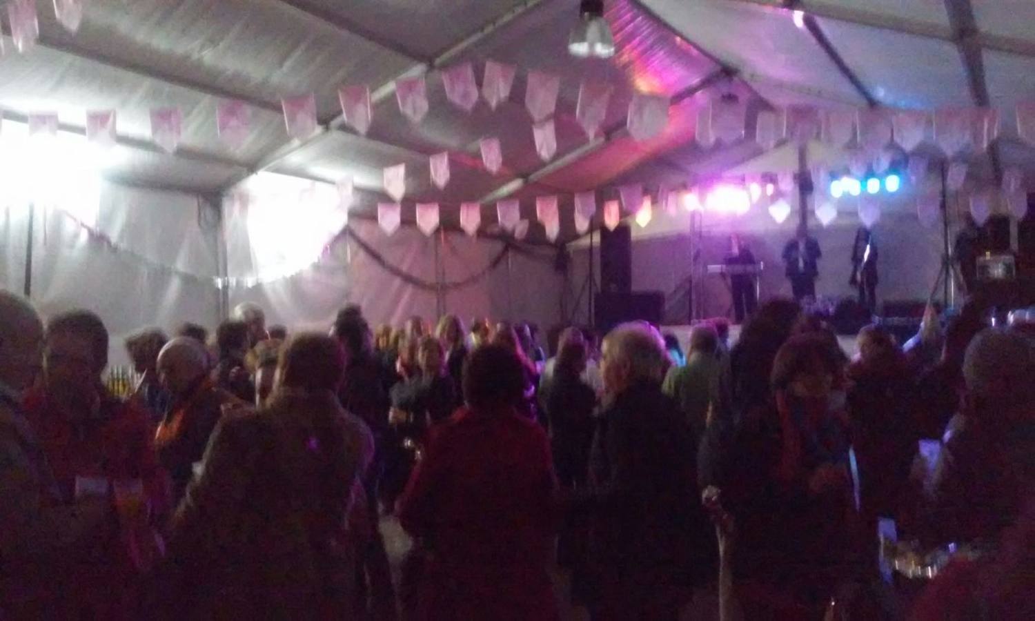Participantes en la fiesta fin de año 