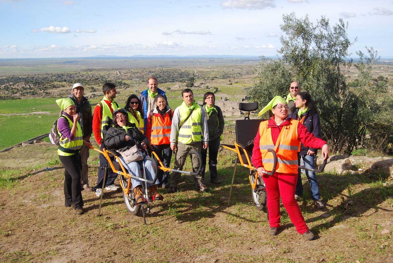 Participantes en uno de los encuentros puestos en marcha JSP