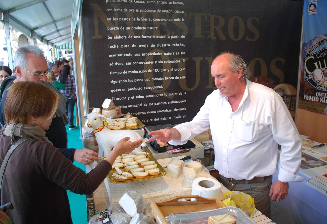 Teller de artesanía y cocina en vivo en la Feria del Queso