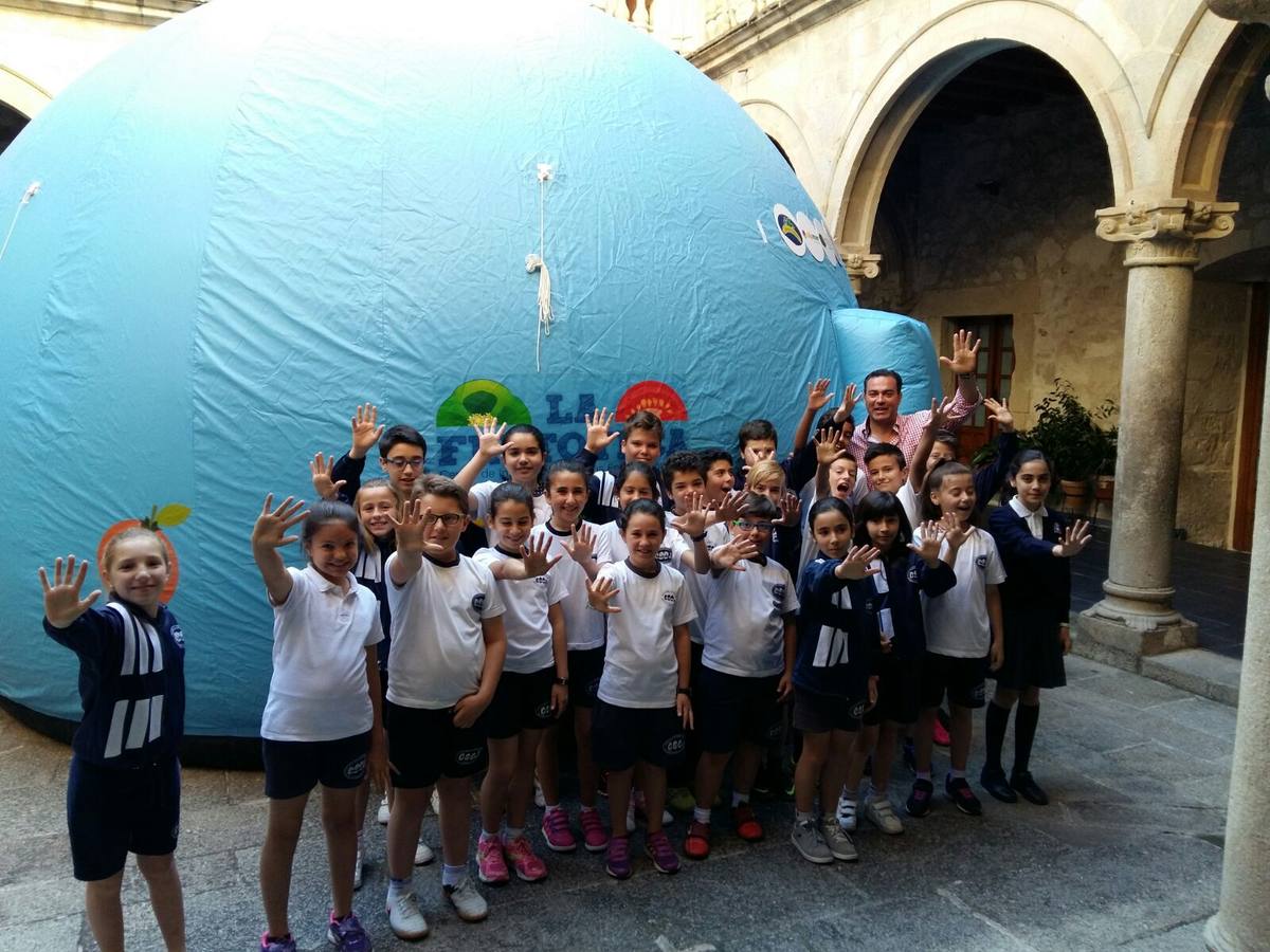 Participantes en 'la frutoteca itinerante' 