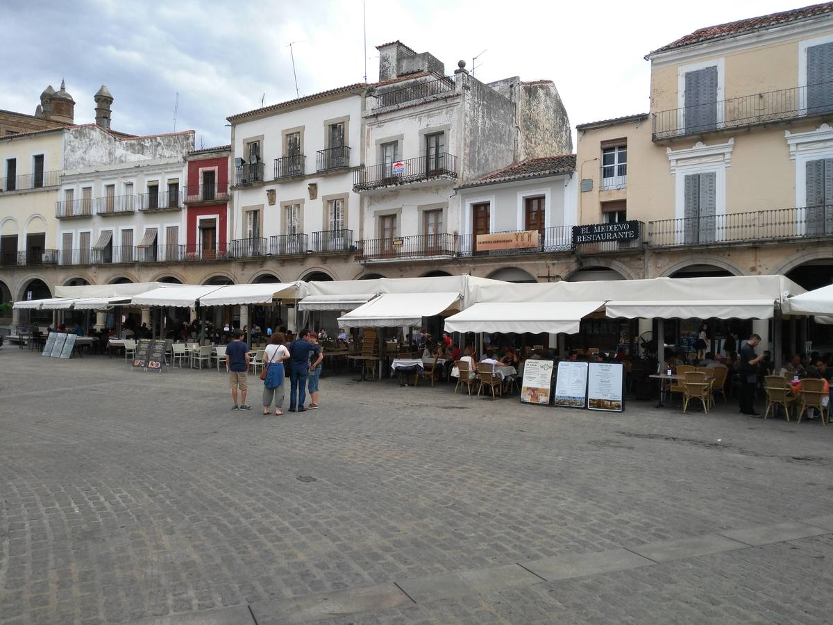 Una zona de terrazas en la plaza Mayor 