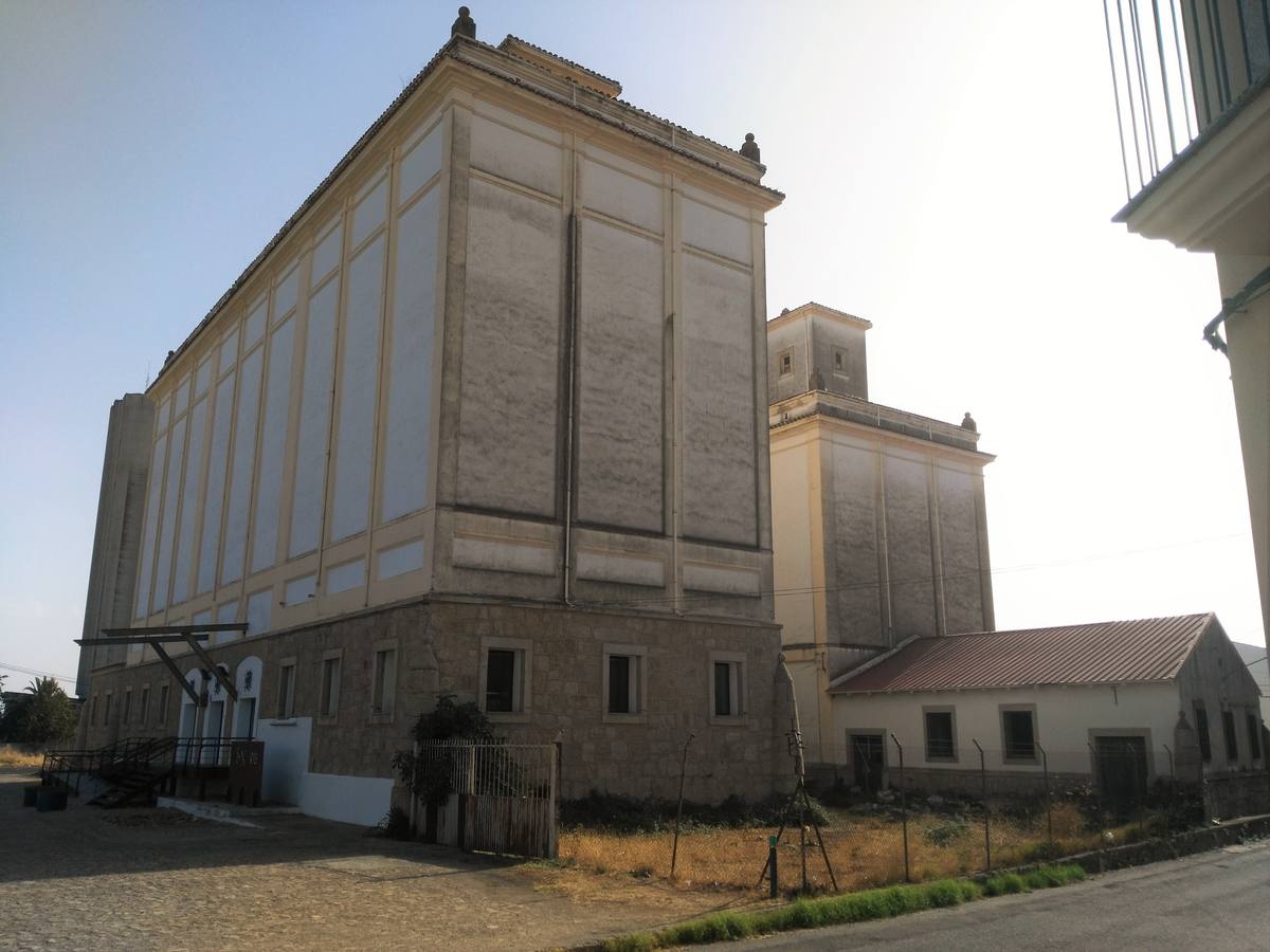 El proyecto 'Contenedores de Arte' actuará en una nave junto al iNovo