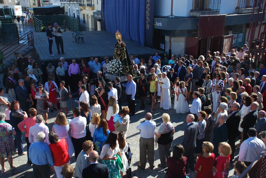 Procesión de la Virgen del Rosario 