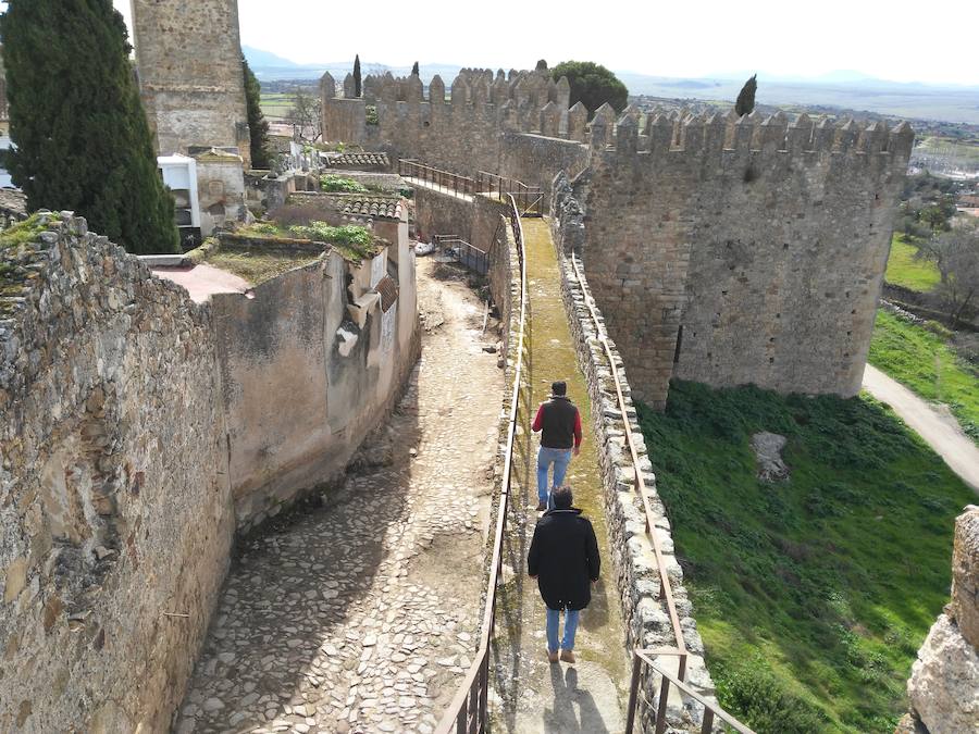 Paseo de ronda que se pretende abrir al público 
