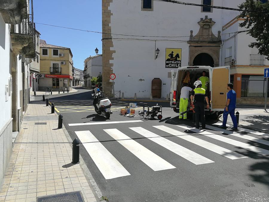Pintan, por fin, los pasos de peatones de las calles Merced y Encarnación