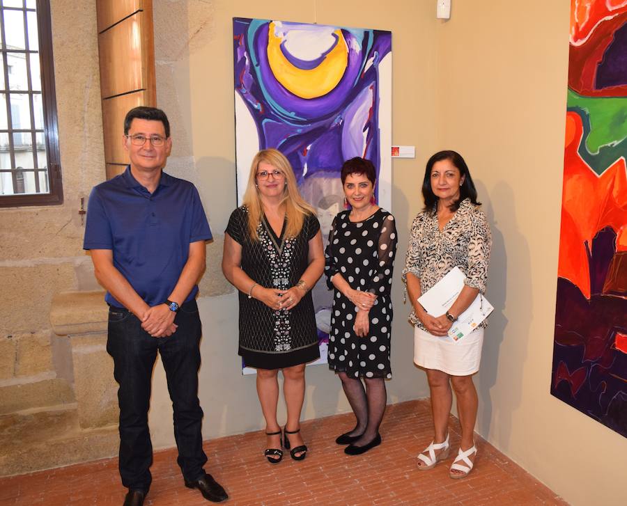 Solidaridad y cultura se unen para hacer una exposición y una charla sobre el alzhéimer