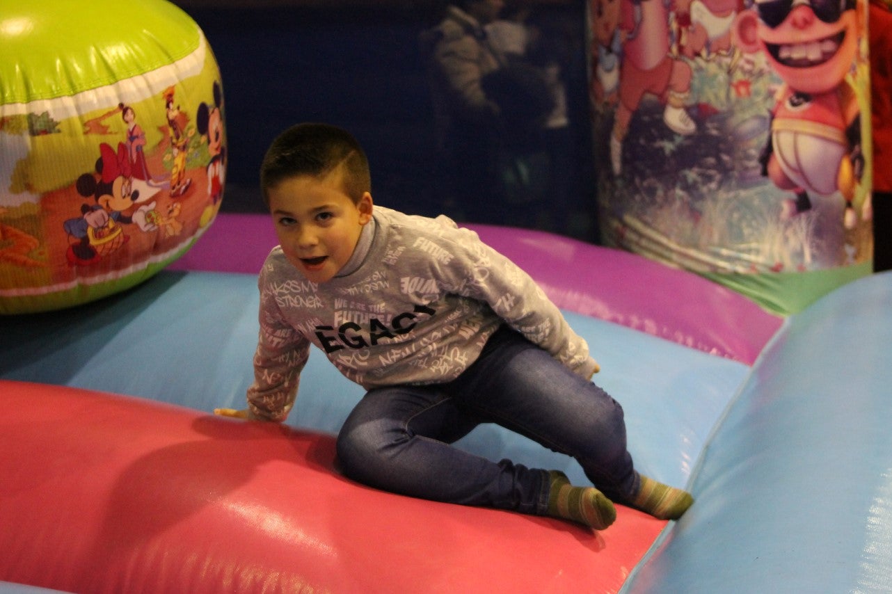 Algunas imágenes de la quinta edición de Valverdilandia celebrada en el pabellón polideportivo de Valverde de Leganés (29-12-2018)