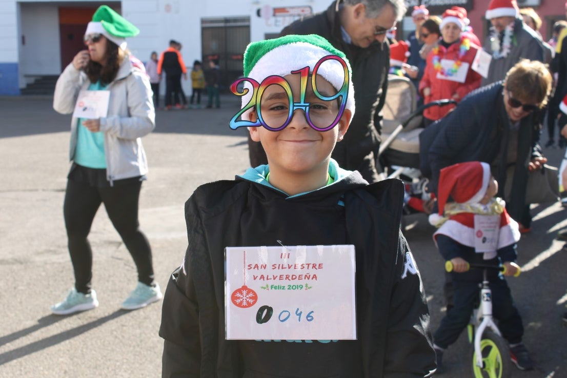 Algnas imágenes de la tercera edición de la San Silvestre Solidaria 2018, celebrada en Valverde de Leganés (30-12-2018)