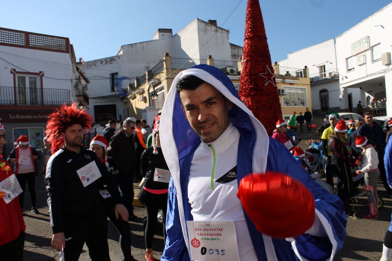 Algnas imágenes de la tercera edición de la San Silvestre Solidaria 2018, celebrada en Valverde de Leganés (30-12-2018)