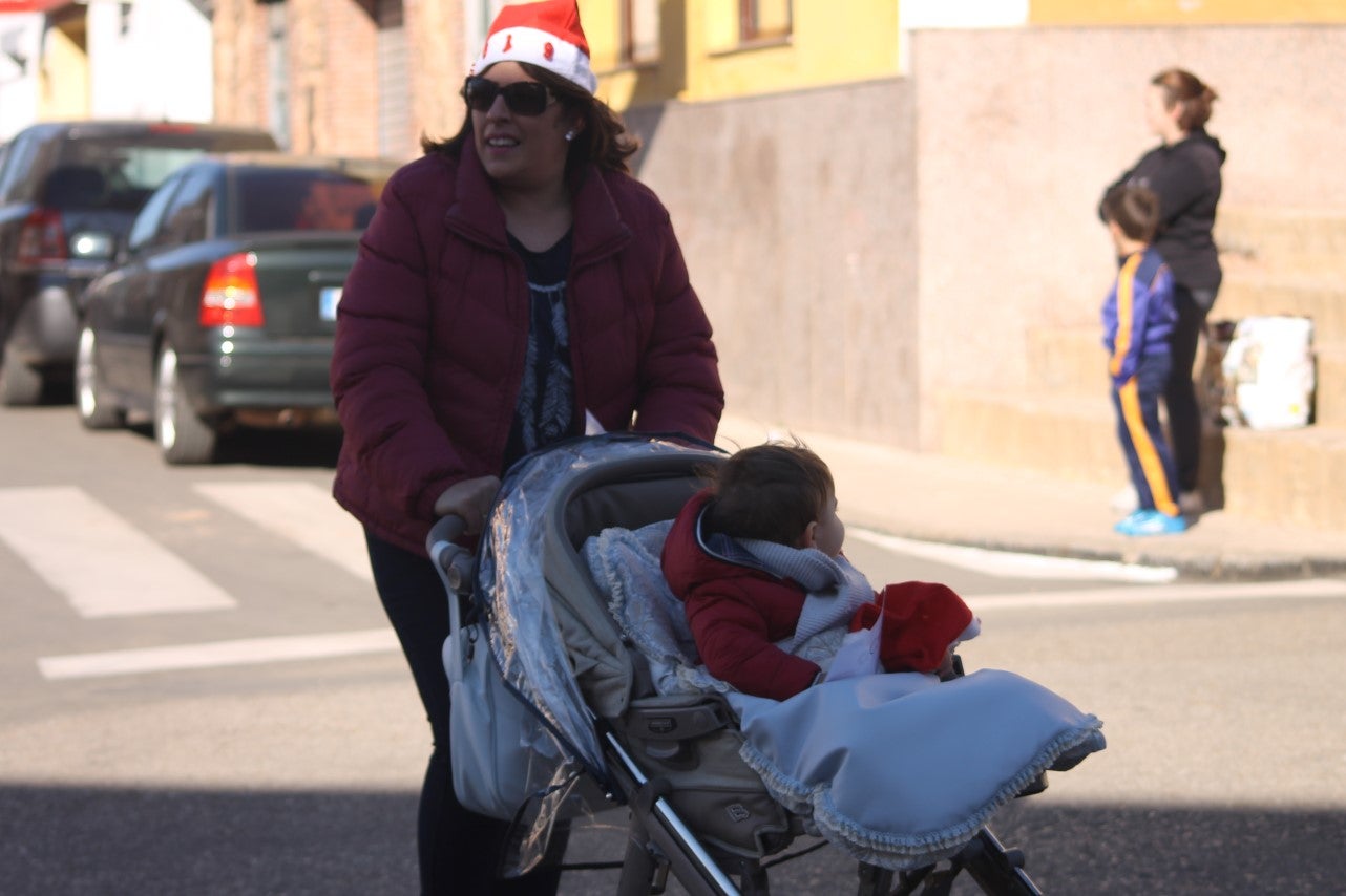 Algunas imágenes de la tercera edición de la San Silvestre Solidaria 2018, celebrada en Valverde de Leganés (30-12-2018)