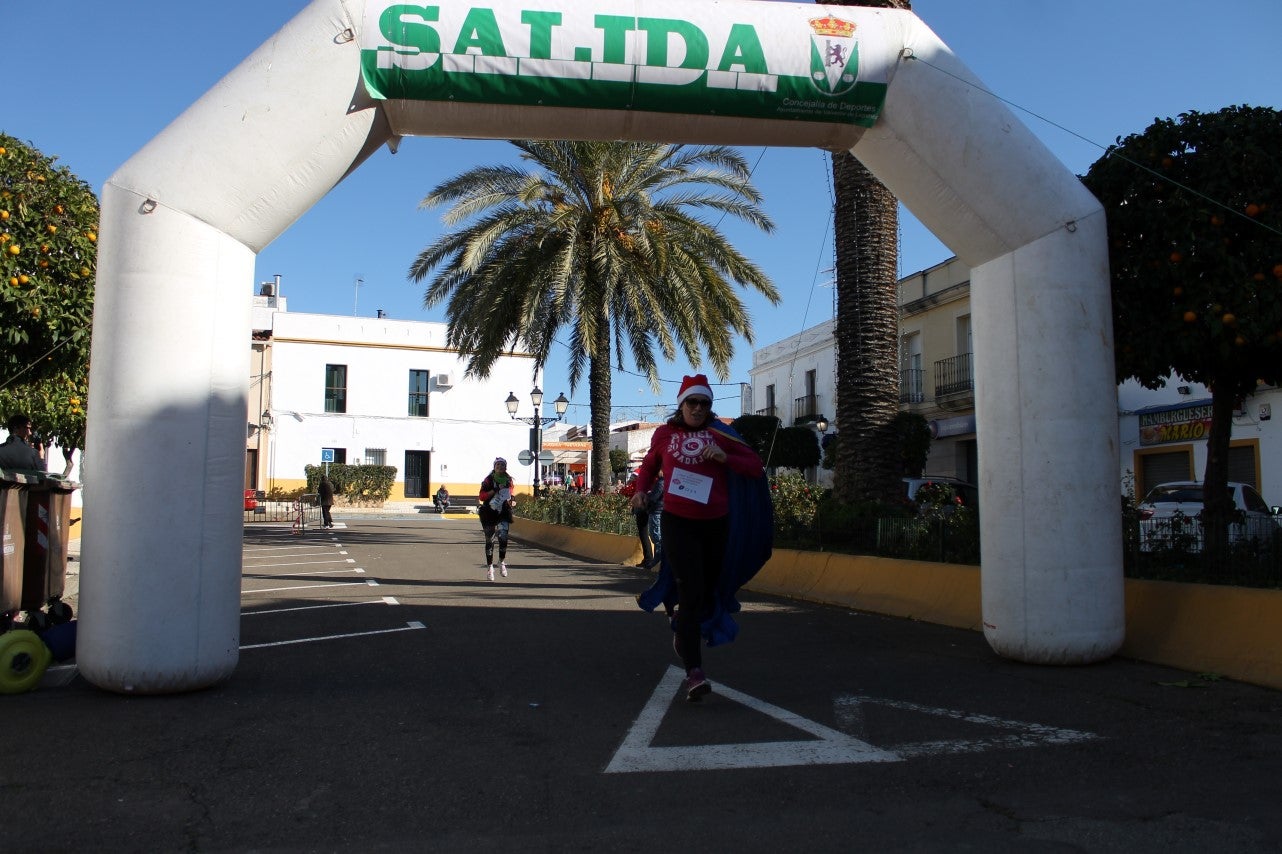 Algunas imágenes de la tercera edición de la San Silvestre Solidaria 2018, celebrada en Valverde de Leganés (30-12-2018)