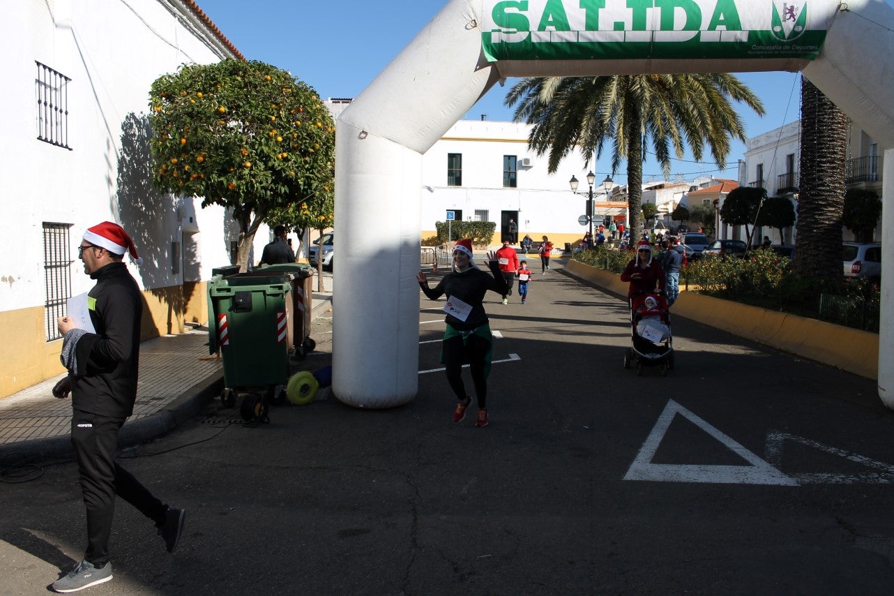 Algunas imágenes de la tercera edición de la San Silvestre Solidaria 2018, celebrada en Valverde de Leganés (30-12-2018)