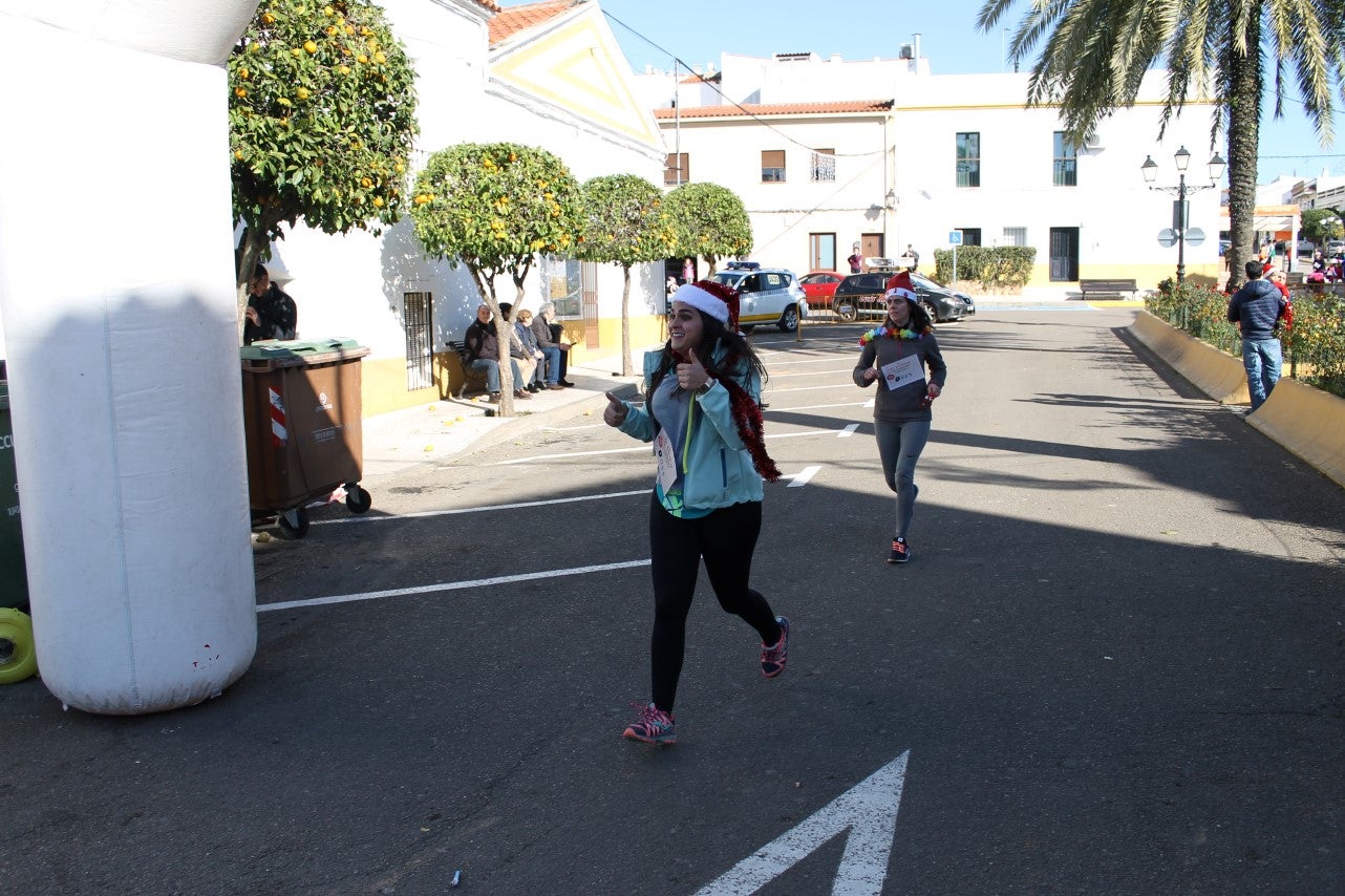 Algunas imágenes de la tercera edición de la San Silvestre Solidaria 2018, celebrada en Valverde de Leganés (30-12-2018)