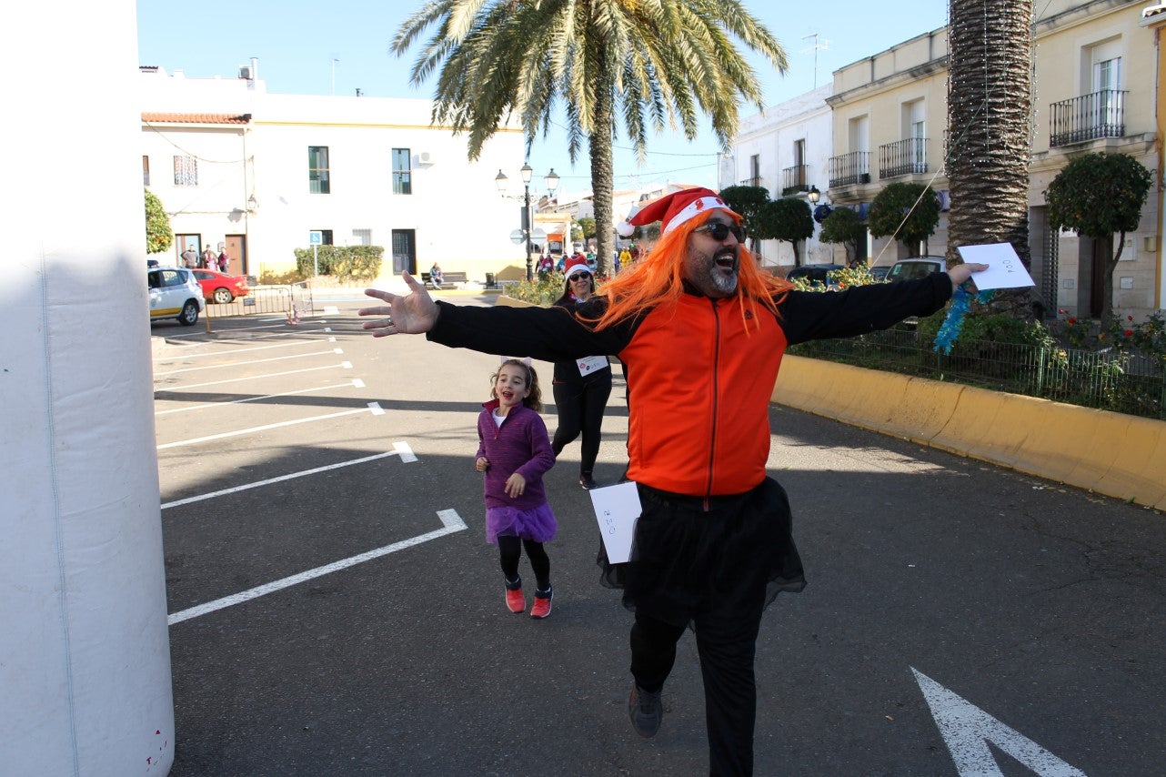 Algunas imágenes de la tercera edición de la San Silvestre Solidaria 2018, celebrada en Valverde de Leganés (30-12-2018)