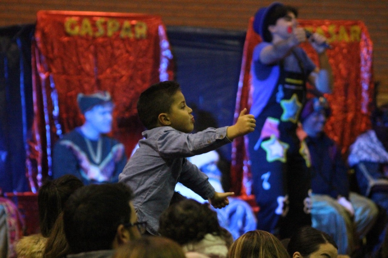 Algunas imágenes de la cabalgata de Los Reyes Magos de Oriente en Valverde de Leganés (05-01-2019)
