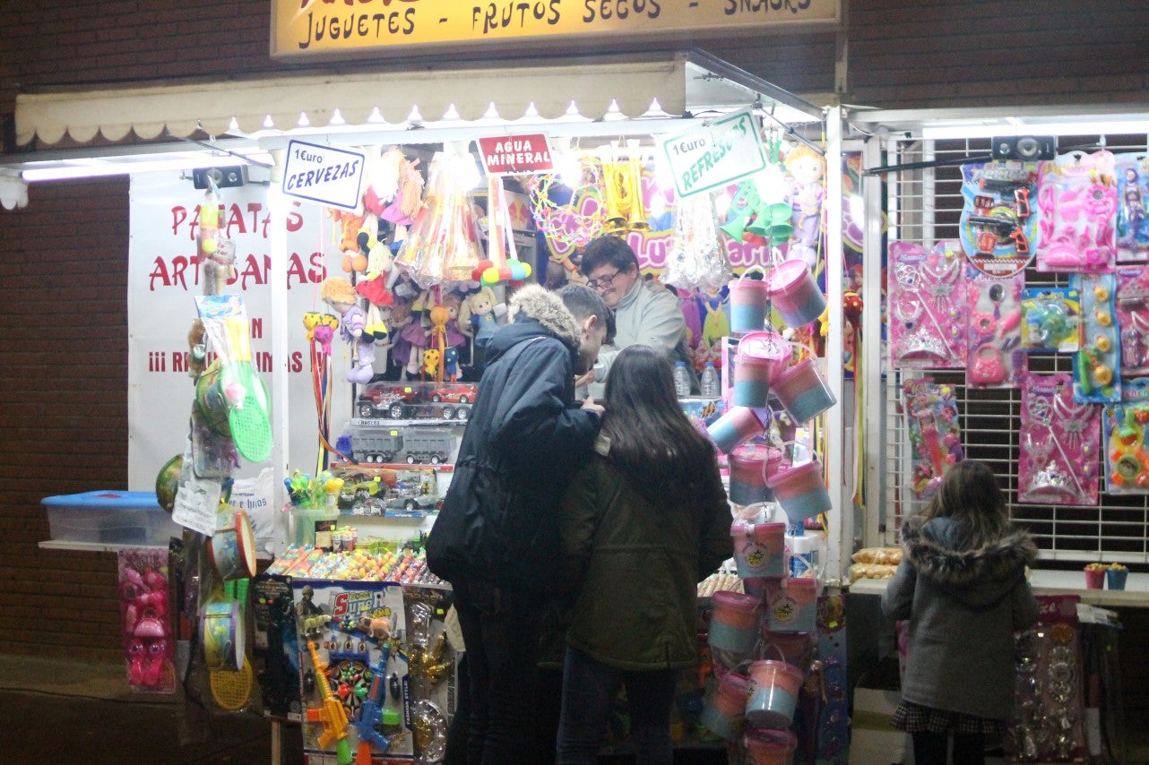 Algunas imágenes de la cabalgata de Los Reyes Magos de Oriente en Valverde de Leganés (05-01-2019)