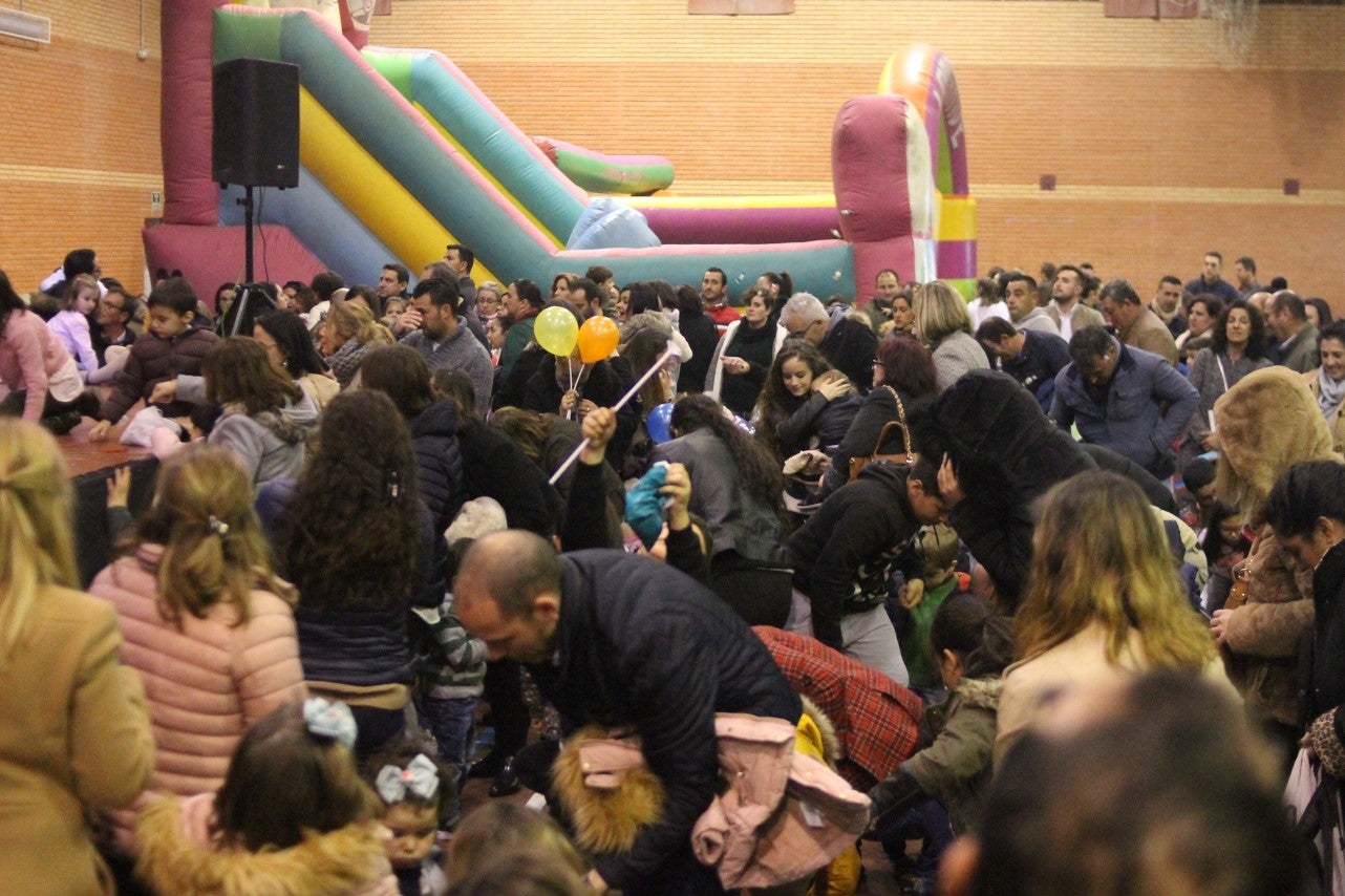 Algunas imágenes de la cabalgata de Los Reyes Magos de Oriente en Valverde de Leganés (05-01-2019)
