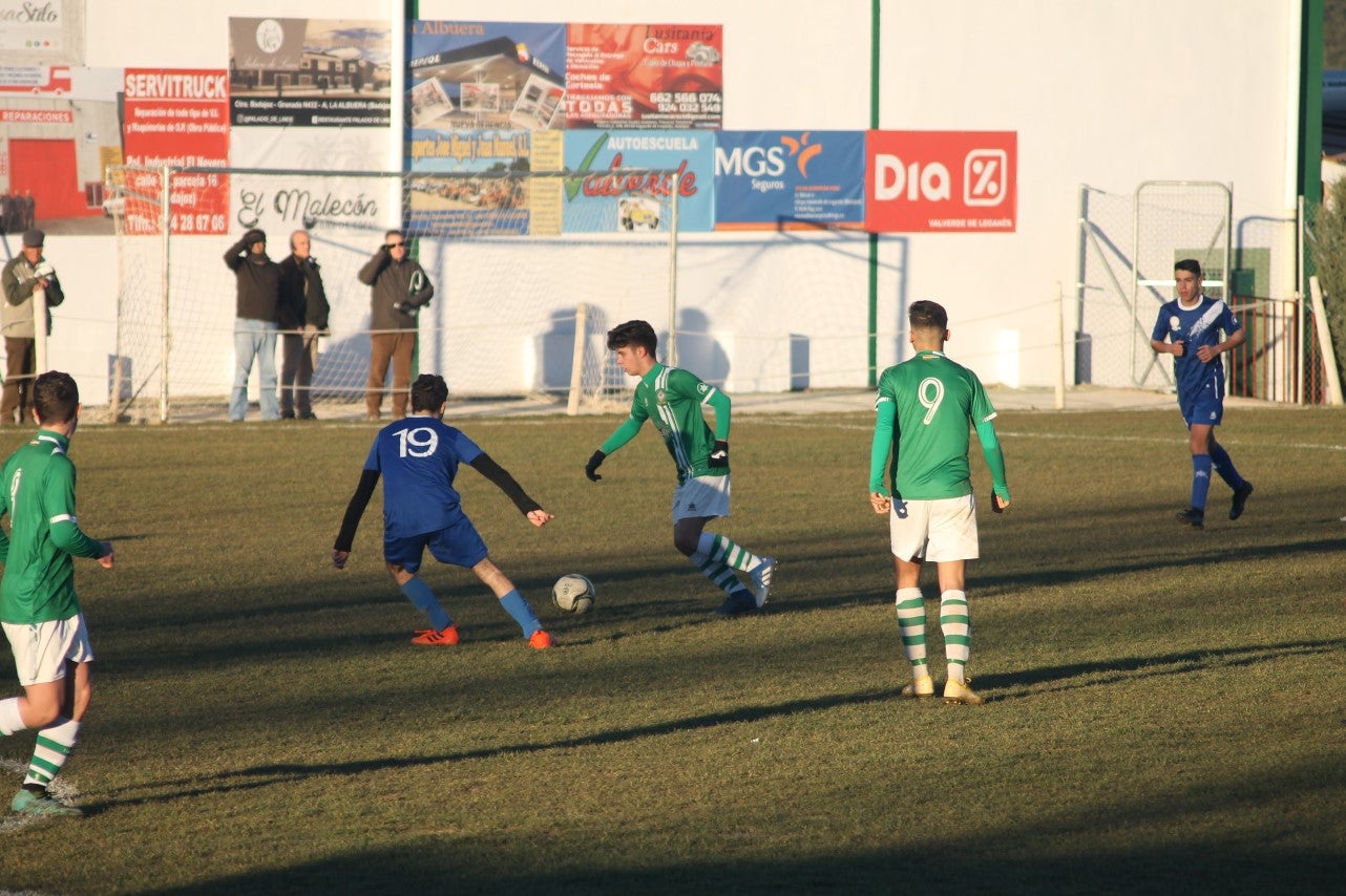 Imágenes del encuentro de juveniles de la doceava jornada de liga disputado en el Municipal de San Roque y que acabó 6-3 (12-01-2019)