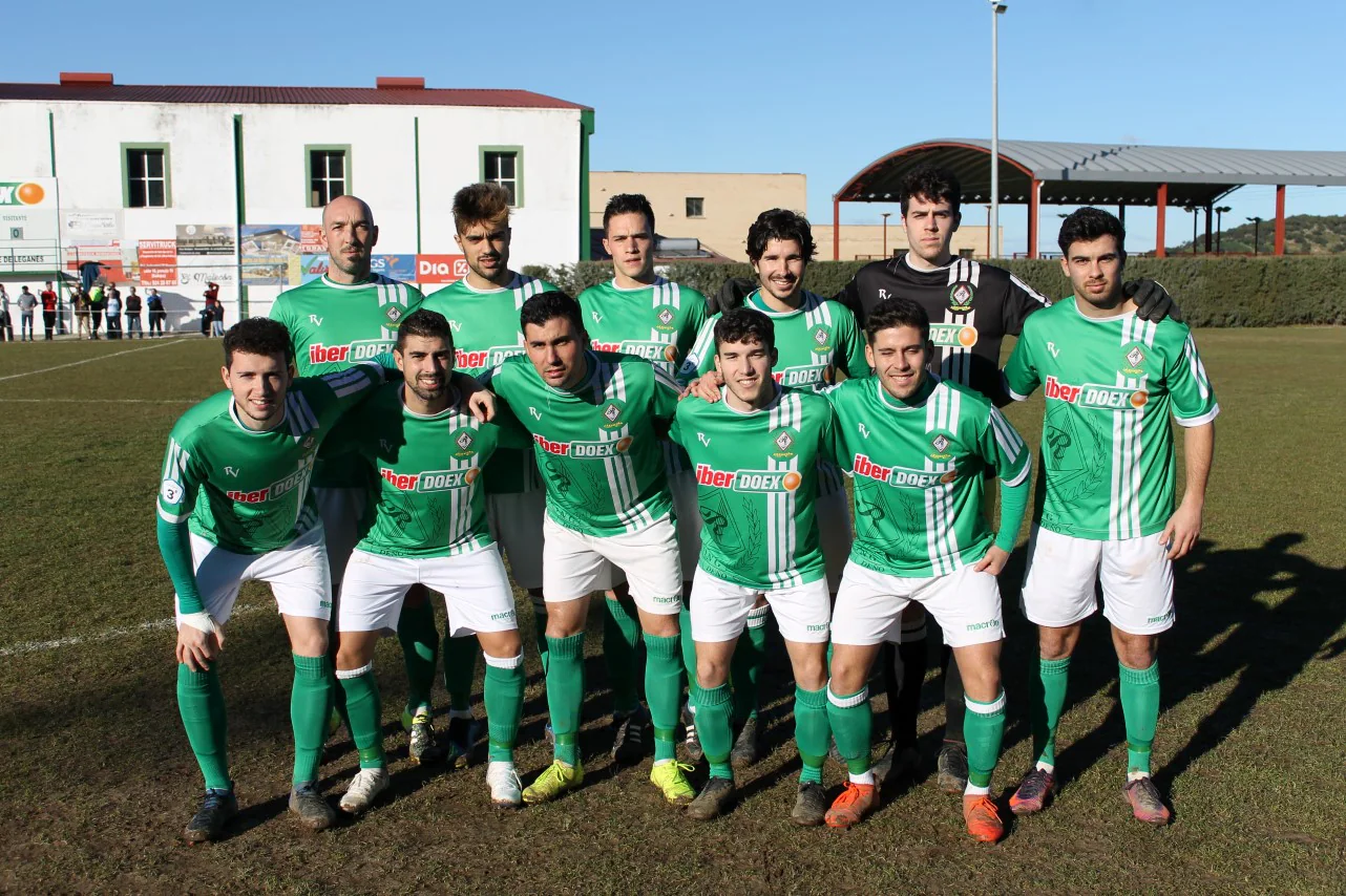 Imágenes del encuentro de la 21ª jornada de liga de Tercera División disputado en el Municipal de San Roque y que acabó 0-2 (20-01-2019)