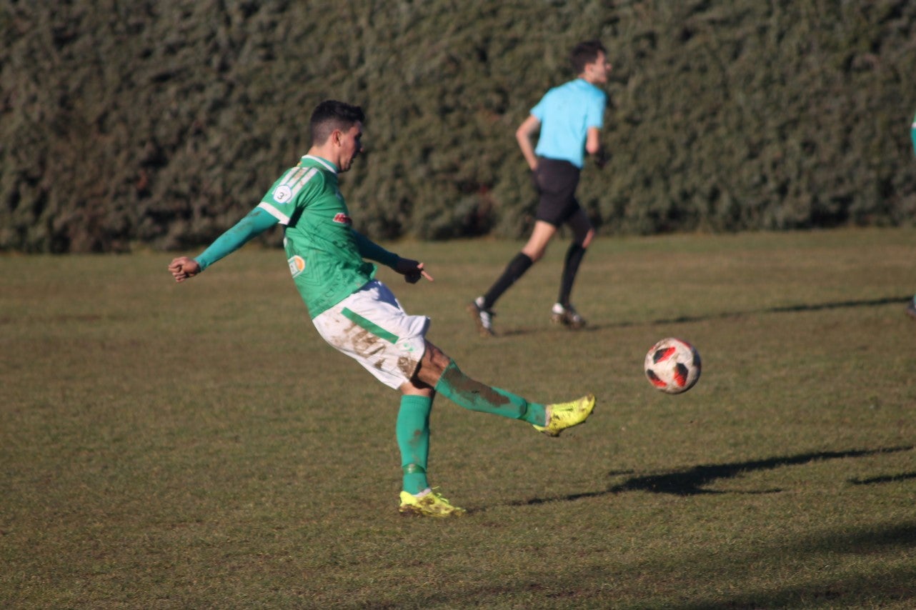Imágenes del encuentro de la 21ª jornada de liga de Tercera División disputado en el Municipal de San Roque y que acabó 0-2 (20-01-2019)