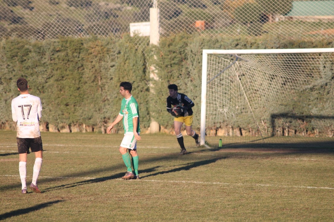 Imágenes del encuentro de la 21ª jornada de liga de Tercera División disputado en el Municipal de San Roque y que acabó 0-2 (20-01-2019)