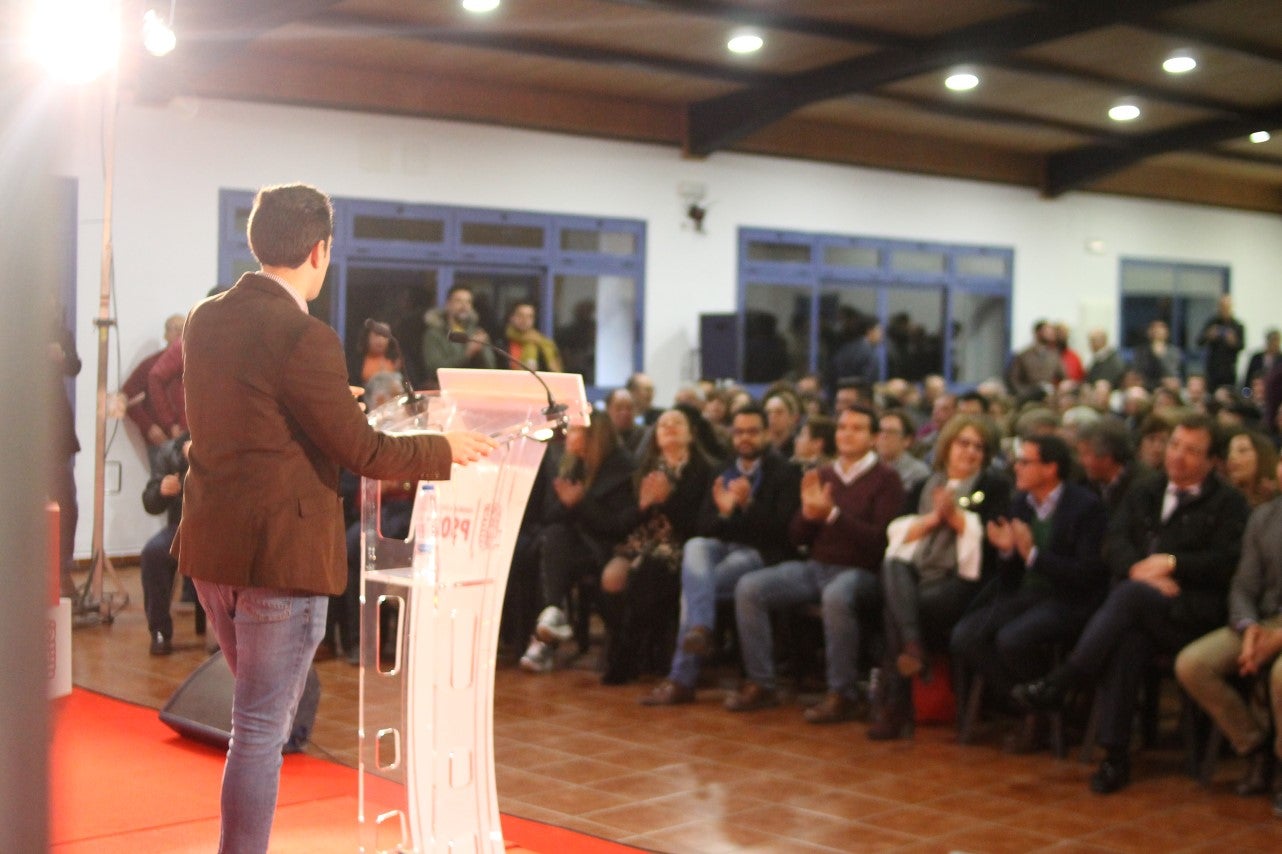 Imágenes de la presentación de la candidatura de Manolo Borrego a la alcaldía del ayuntamiento de Valverde, con la visita del presidente de la Junta, Guillermo Fernández Vara (08-02-2019)