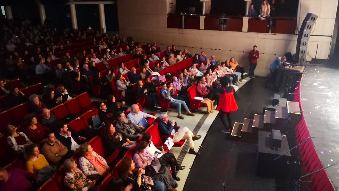Imágenes de la actuación de Los Nuevitos Flama en el Concurso de Murgas Joven de Badajoz en el Carnaval 2019 (23-02-2019)