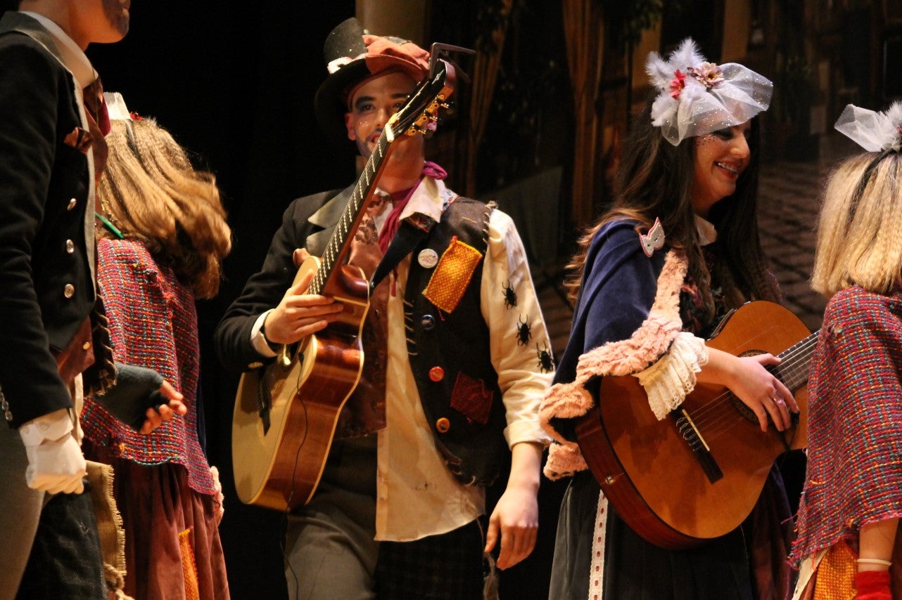 Actuación de Los Nuevitos Flama en el Concurso de Murgas del Carnaval de Valverde de Leganés 2019 (01-03-2019)