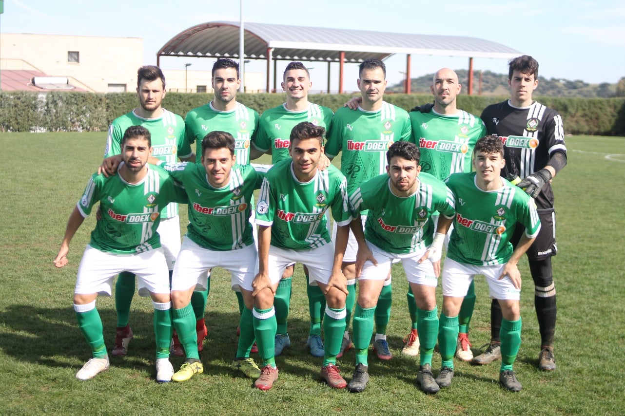 Imágenes del encuentro correspondiente a la vigesimoséptima jornada de liga de Tercera División disputado en el Municipal de San Roque, que acabó 3-2 (03-03-2019)
