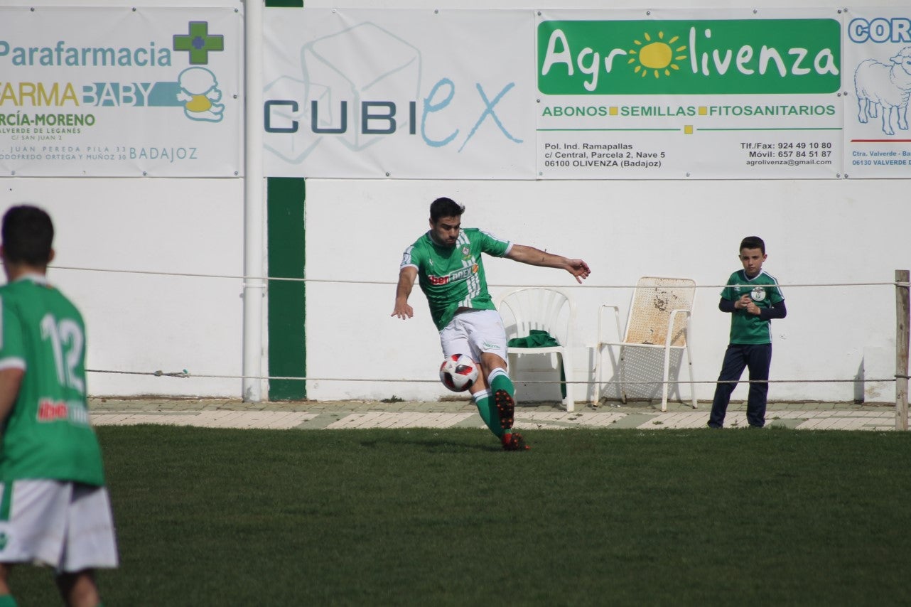 Imágenes del encuentro correspondiente a la vigesimoséptima jornada de liga de Tercera División disputado en el Municipal de San Roque, que acabó 3-2 (03-03-2019)