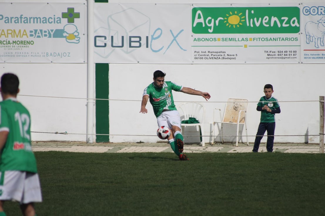 Imágenes del encuentro correspondiente a la vigesimoséptima jornada de liga de Tercera División disputado en el Municipal de San Roque, que acabó 3-2 (03-03-2019)
