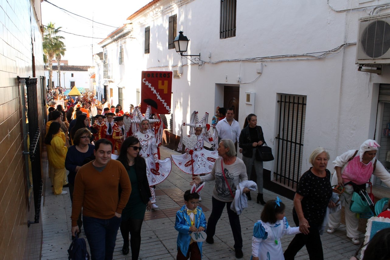 Algunas imágenes del Carnaval 2019 celebrado en Valverde de Leganés (02-03-2019)
