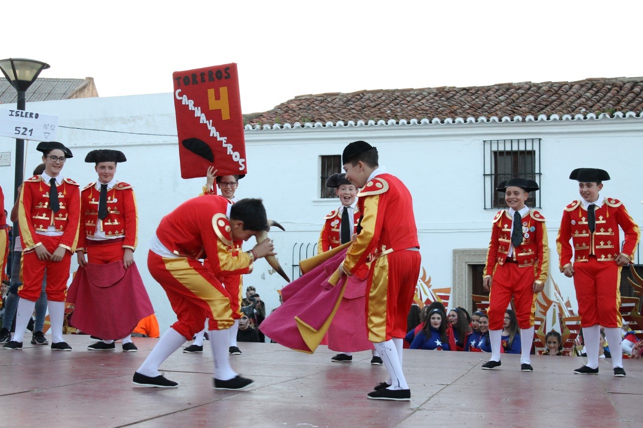 Imágenes de los participantes del Carnaval de Valverde de Leganés (02-03-2019)