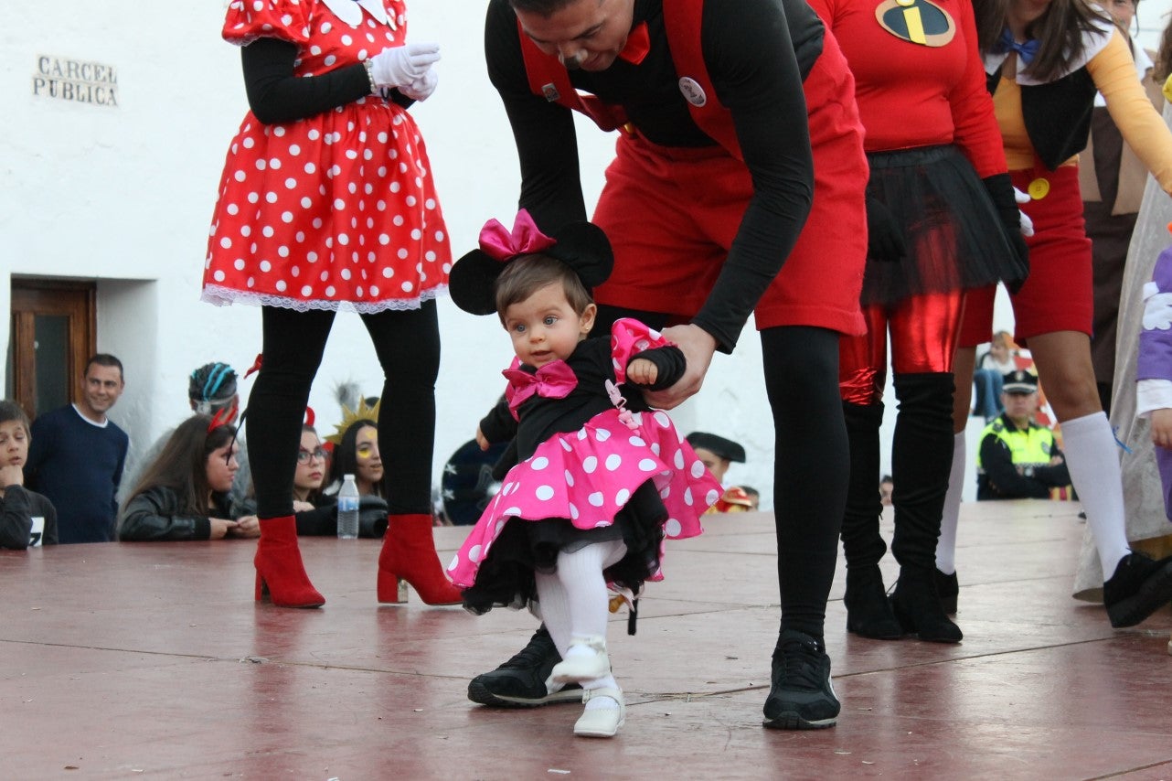 Imágenes de los participantes del Carnaval de Valverde de Leganés (02-03-2019)