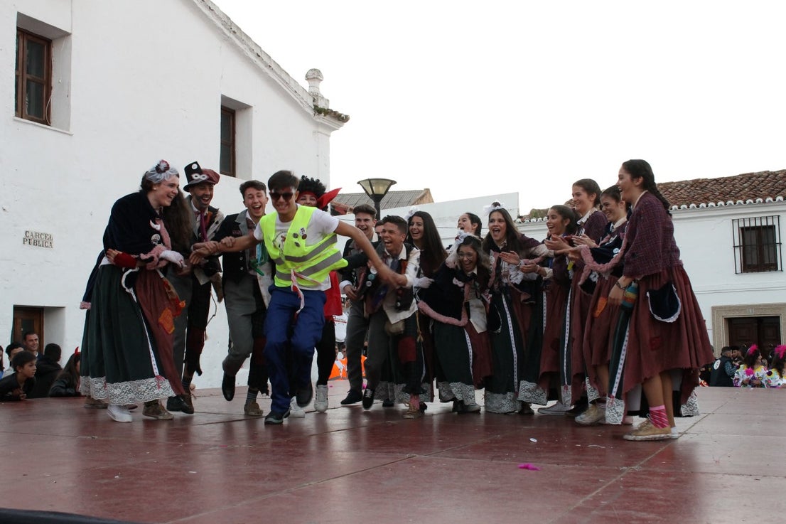 Imágenes de los participantes del Carnaval de Valverde de Leganés (02-03-2019)
