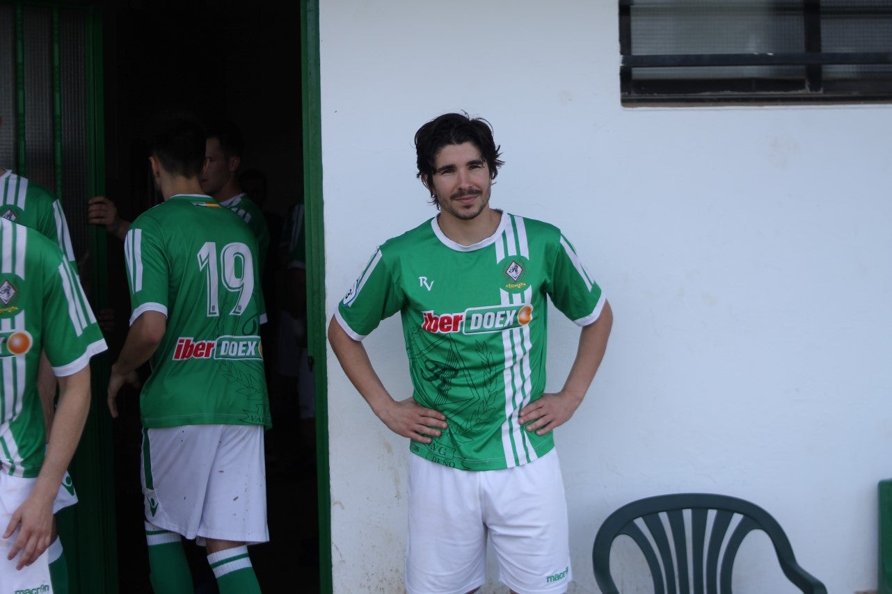 Imágenes del encuentro de la vigesimonovena jornada de liga de Tercera División disputado en el Municipal de San Roque y que finalizó con empate a cero (17-03-2019I