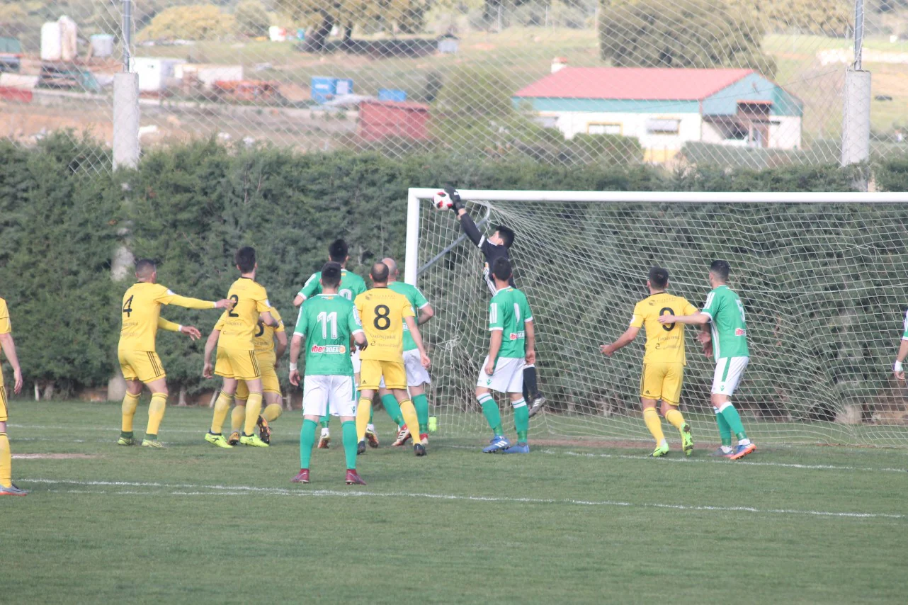 Imágenes del encuentro de la vigesimonovena jornada de liga de Tercera División disputado en el Municipal de San Roque y que finalizó con empate a cero (17-03-2019I