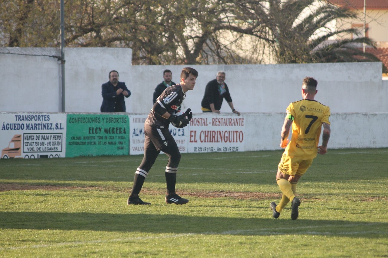 Imágenes del encuentro de la vigesimonovena jornada de liga de Tercera División disputado en el Municipal de San Roque y que finalizó con empate a cero (17-03-2019I