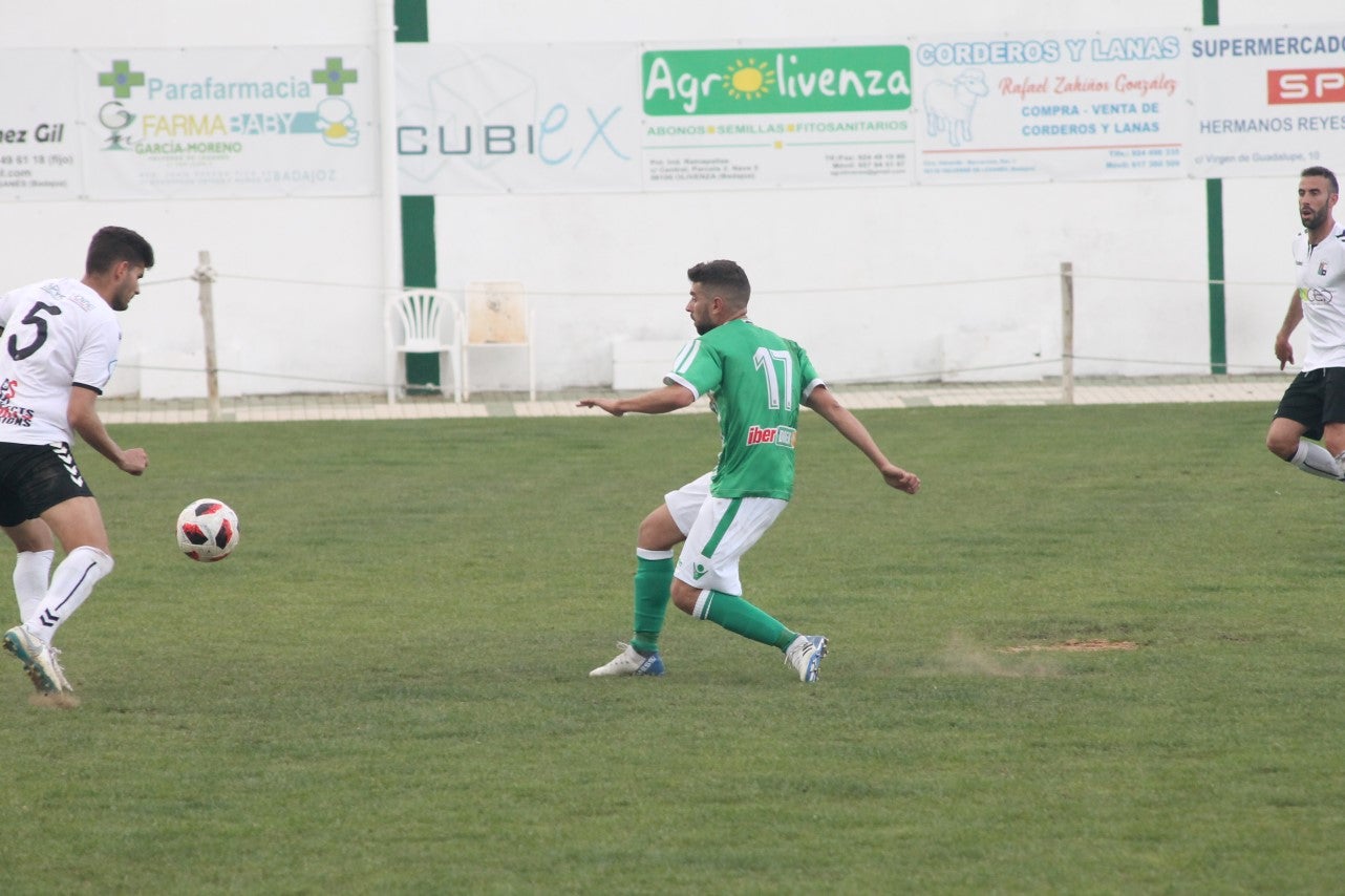 Imágenes del encuentro de la trigésimo primera jornada de Tercera División disputado en el Municipal de San roque y que acabó con 1-2 (31-03-2019)