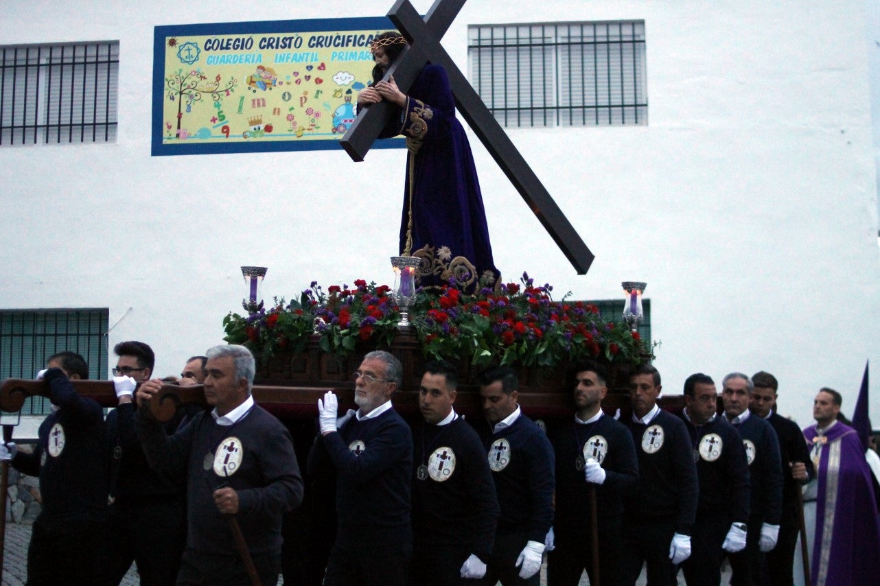 Imágenes de la procesión de Nuestro Señor Jesús Nazareno y la Virgen de los Dolores (17-04-2019)