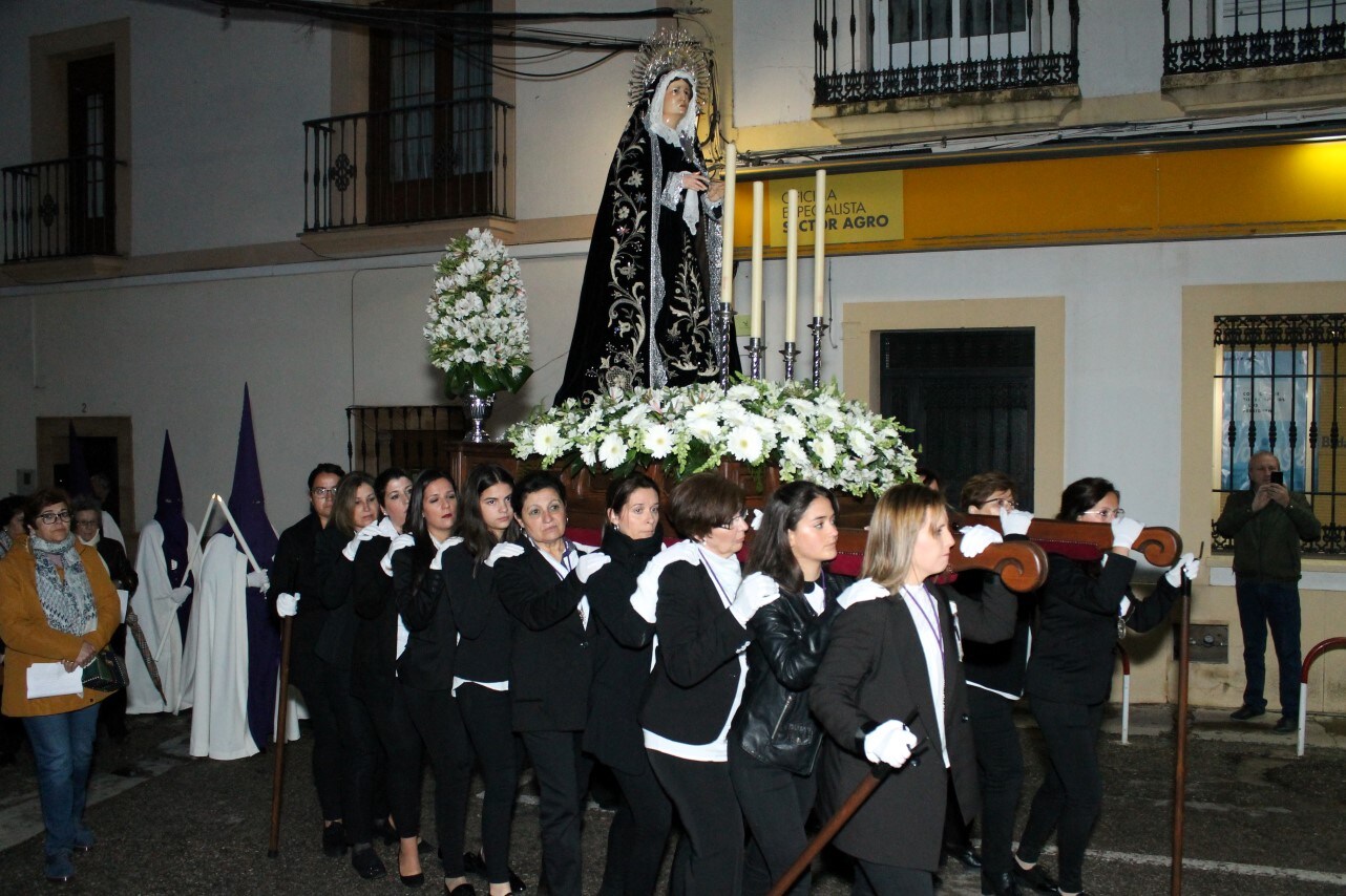 Imágenes de la procesión de Nuestro Señor Jesús Nazareno y la Virgen de los Dolores (17-04-2019)