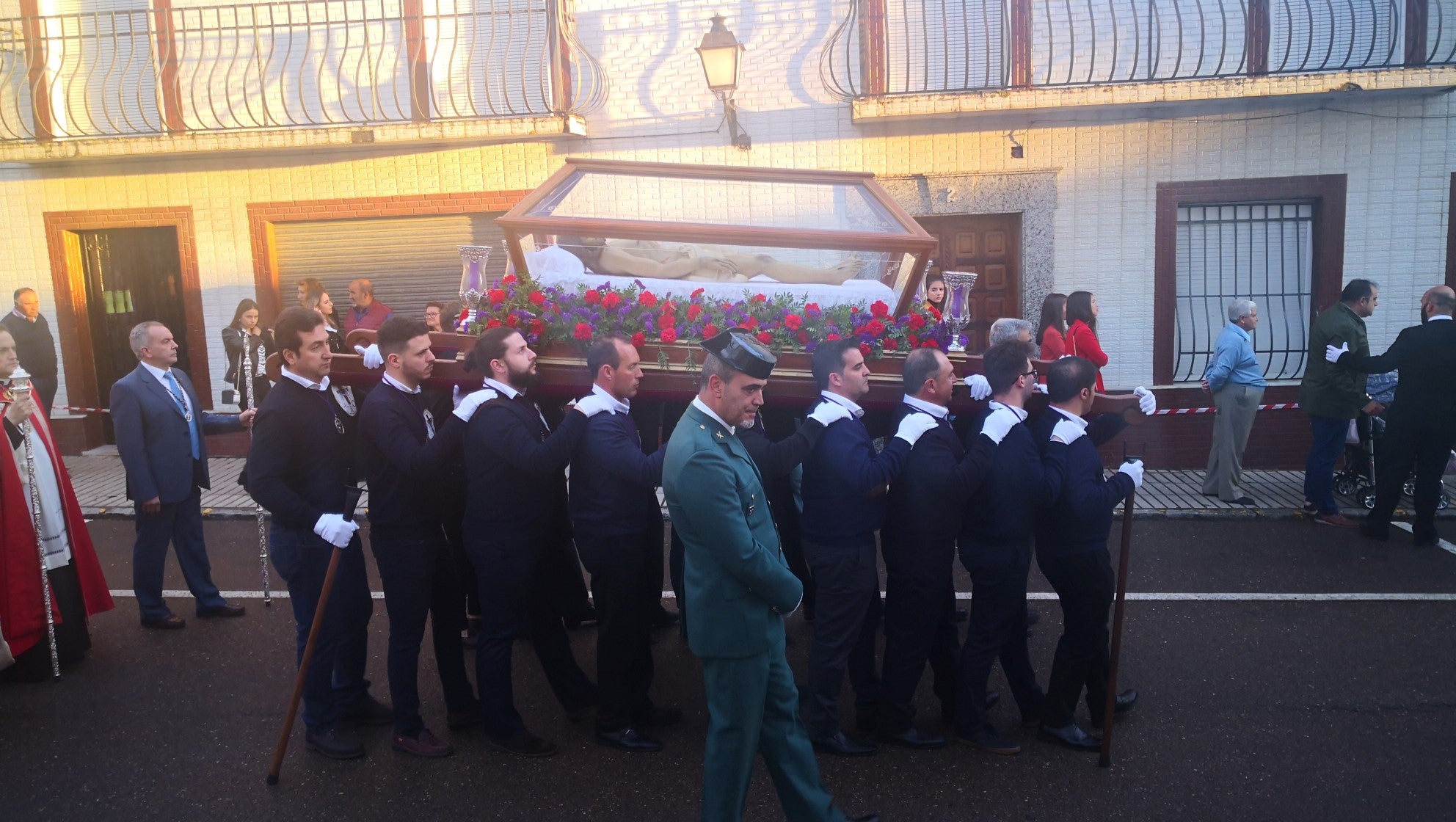 Algunas imágenes de la Procesión del Santo Entierro celebrada el Viernes Santo (19-04-2019)