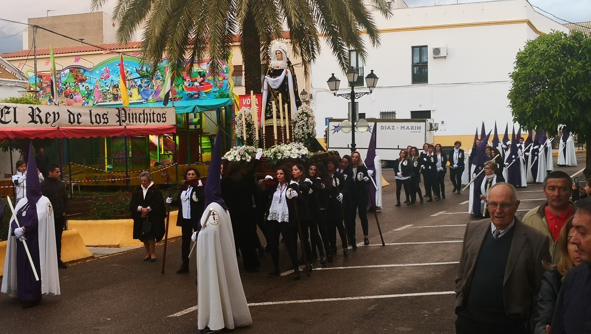 Algunas imágenes de la Procesión del Santo Entierro celebrada el Viernes Santo (19-04-2019)