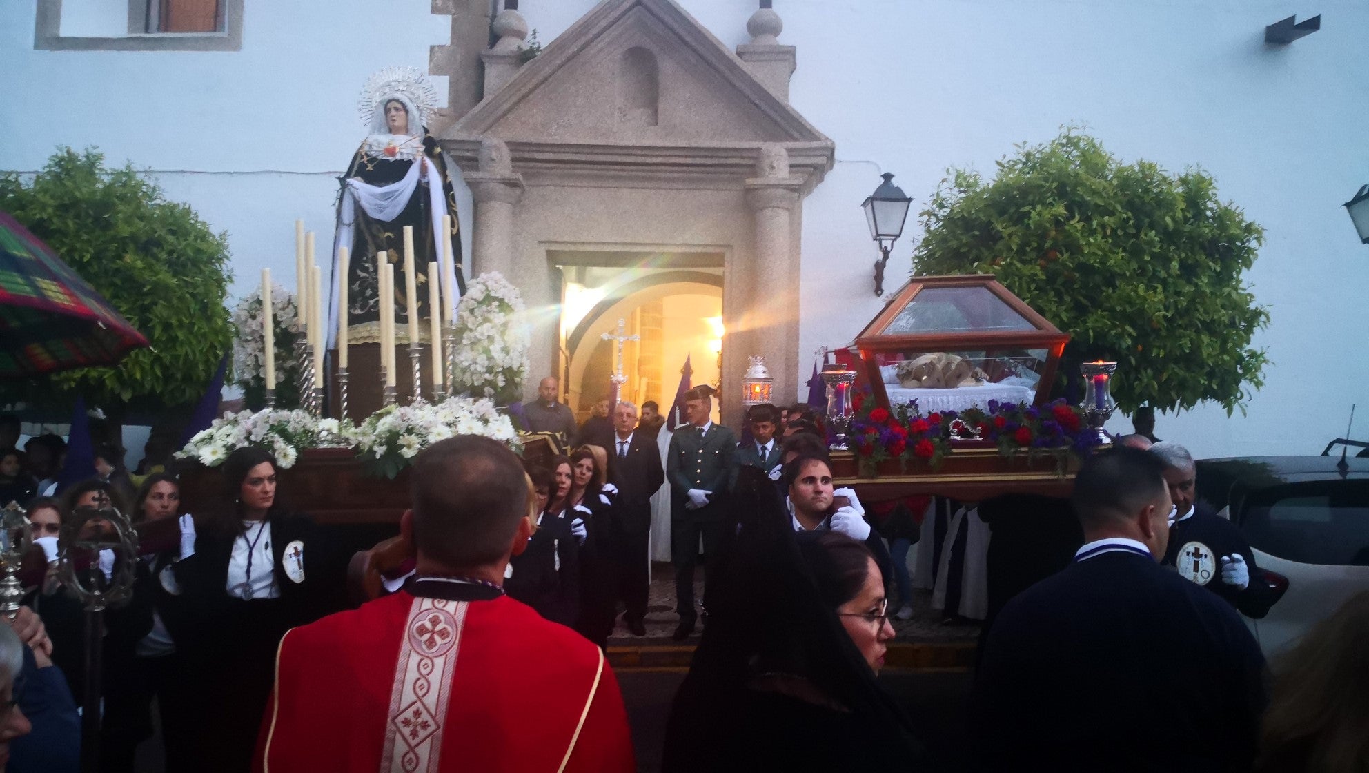 Algunas imágenes de la Procesión del Santo Entierro celebrada el Viernes Santo (19-04-2019)