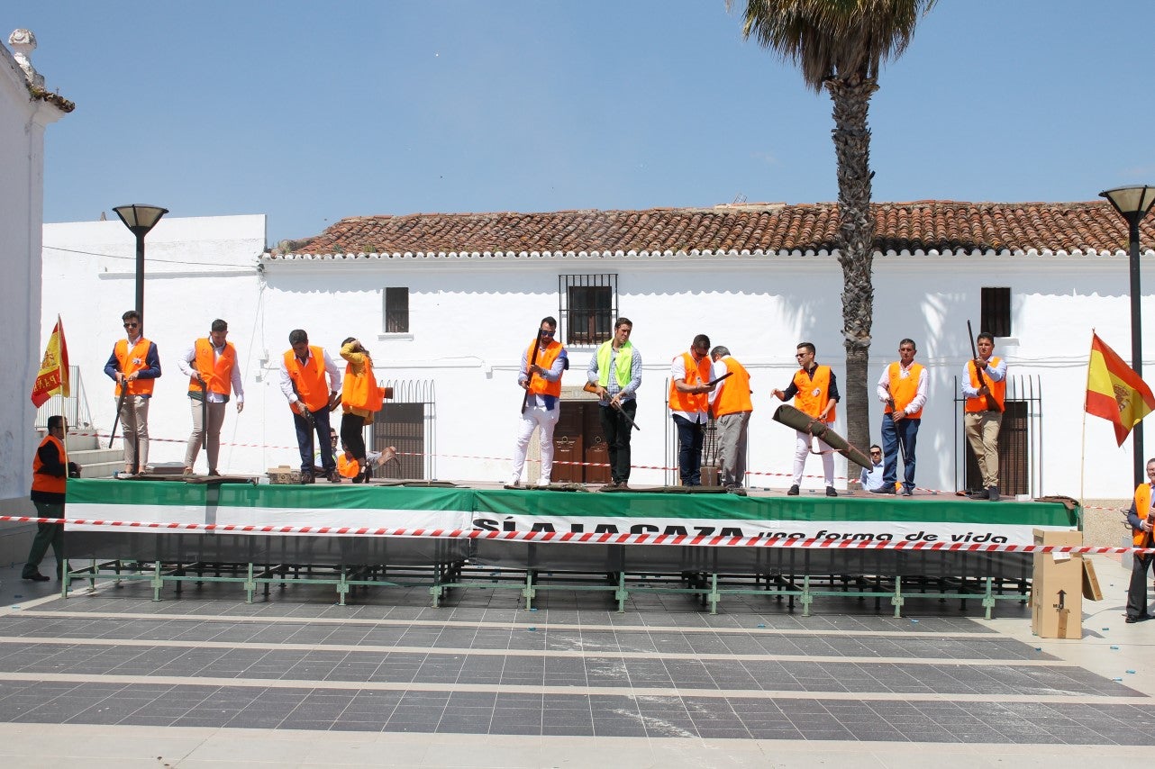 Imágenes de la celebración del Domingo de Resurrección con el que se ha dado por finalizada la Semana Santa en Valverde de Leganés (21-04-2019)