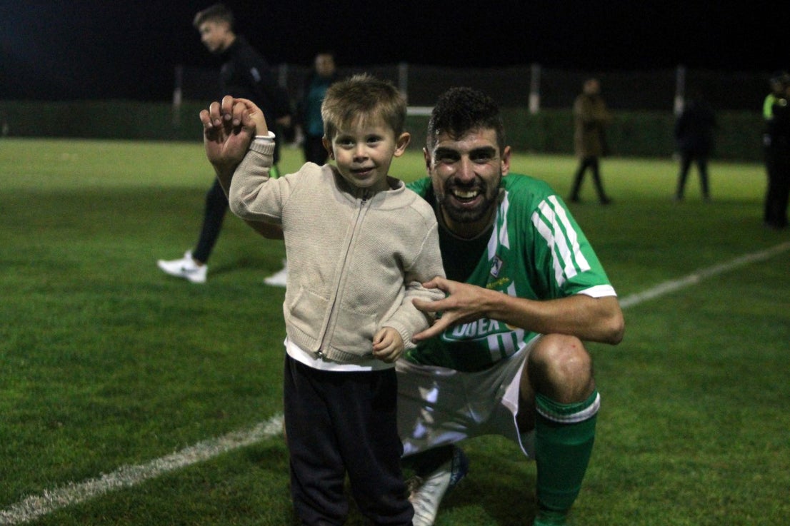 Imágenes del encuentro de la 35ª jornada de liga en Tercera División disputado en el Municipal de San Roque y que finalizó 2-1